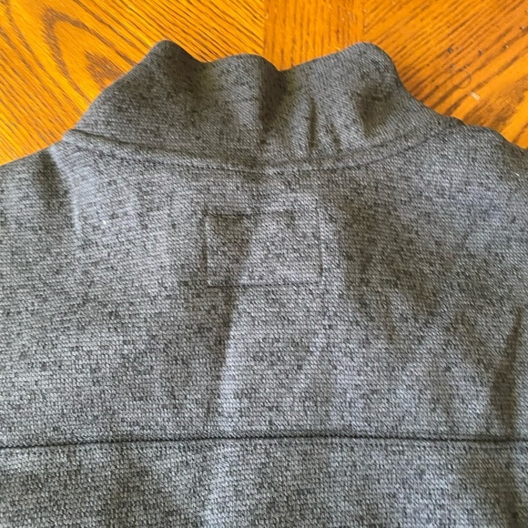 Men's Gray Sleeveless Jacket - Picture 6 of 6